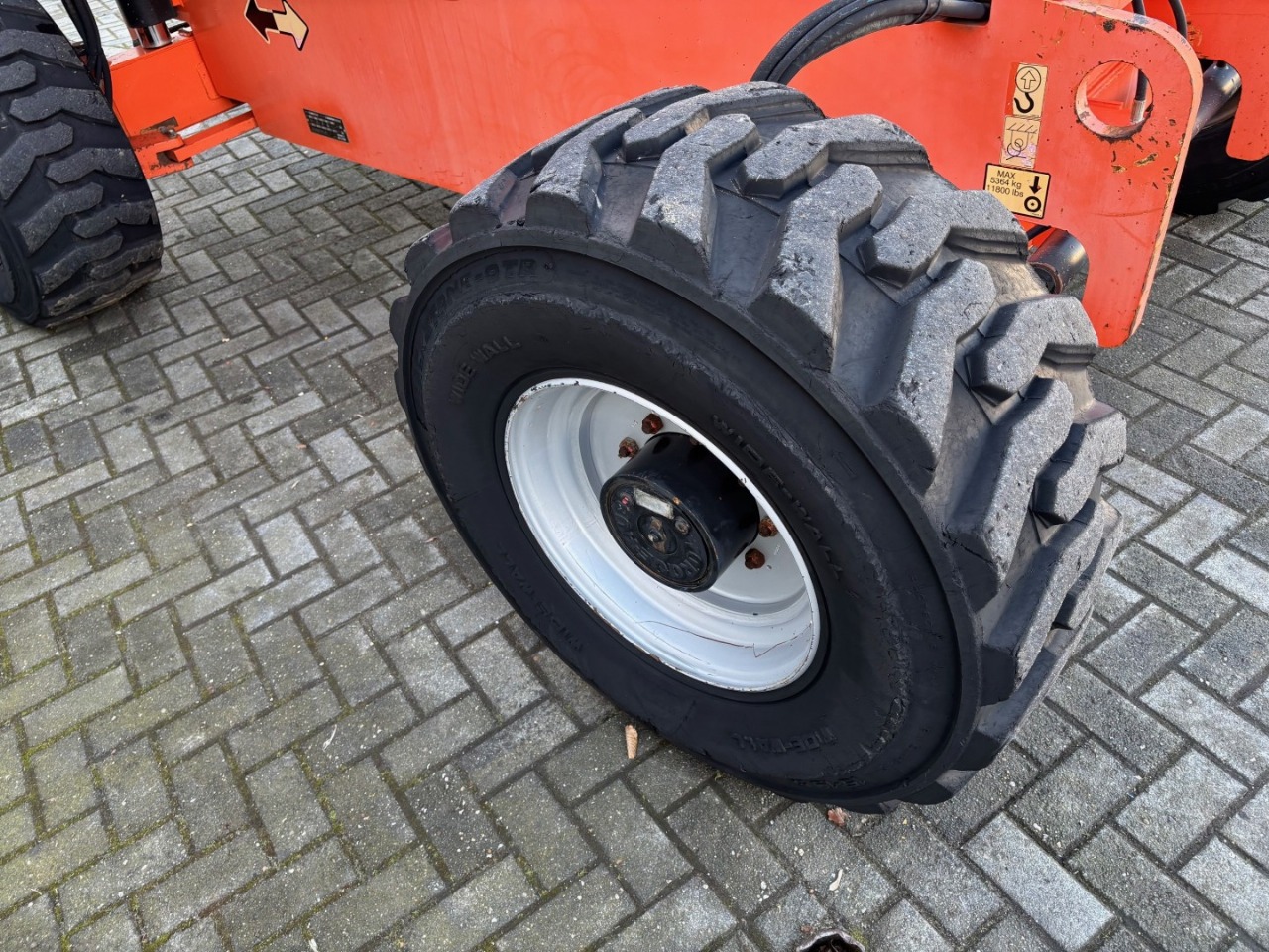 Sold - Telescopic Boom Lift - View 2